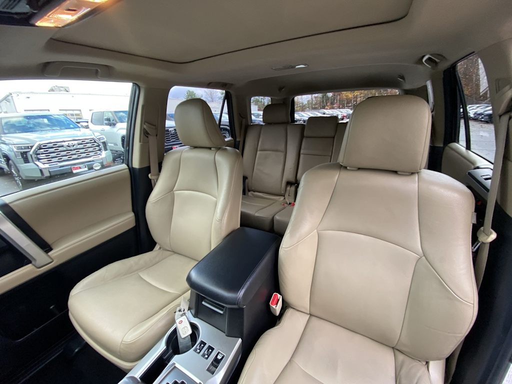 Thumbnail: 2010 Toyota 4Runner - 10