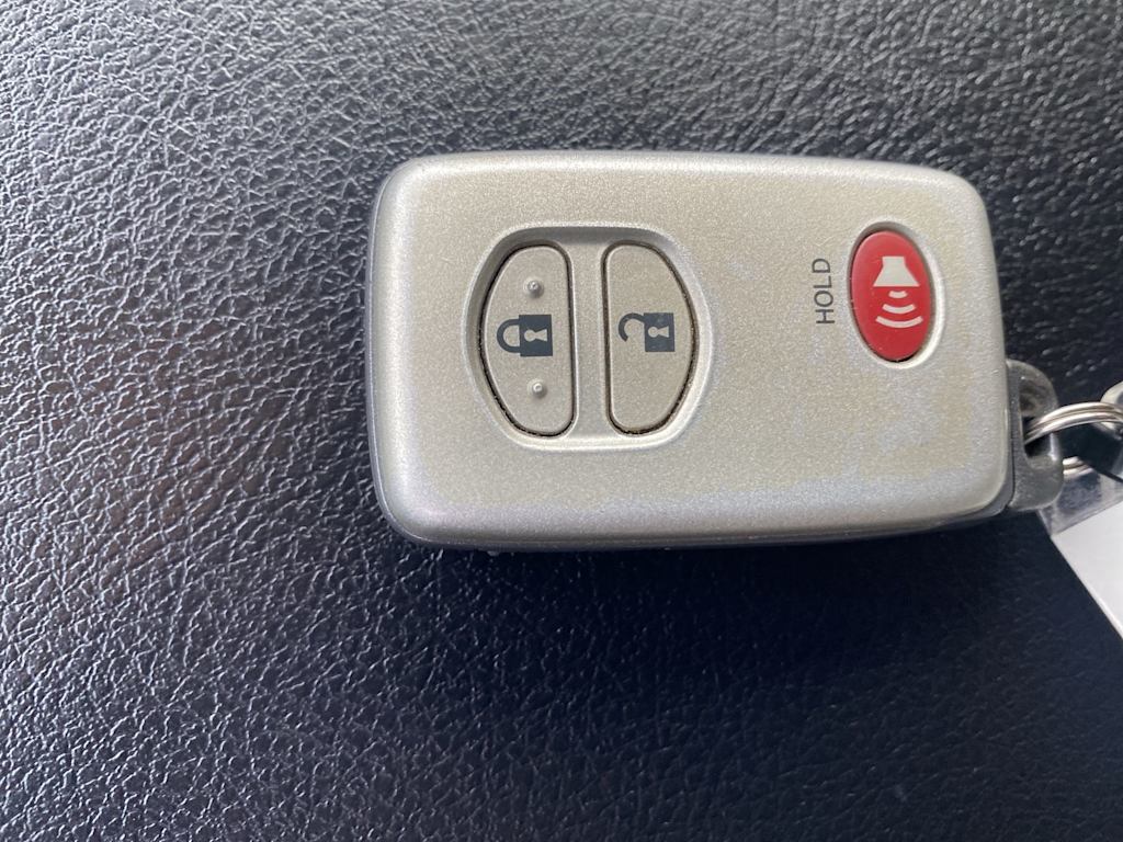 Thumbnail: 2010 Toyota 4Runner - 17