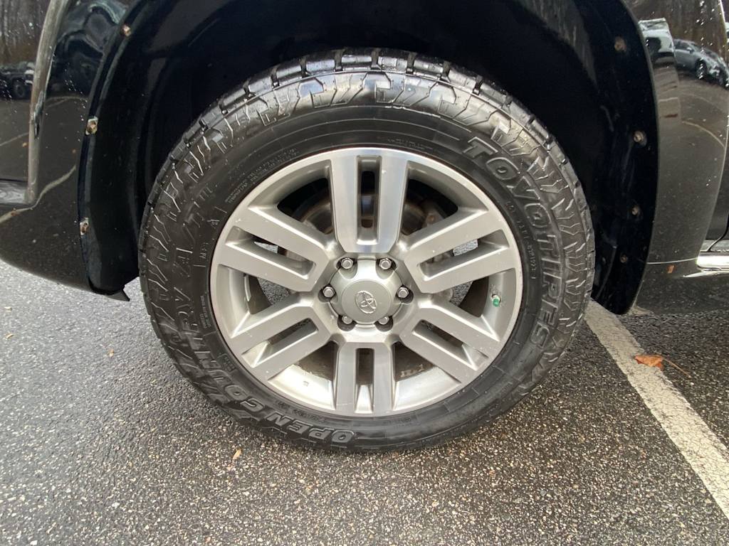 Thumbnail: 2010 Toyota 4Runner - 7