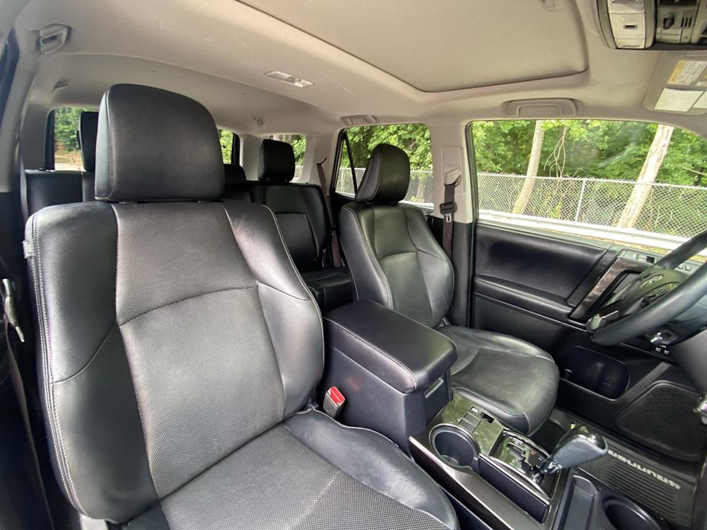 Thumbnail: 2019 Toyota 4Runner - 34