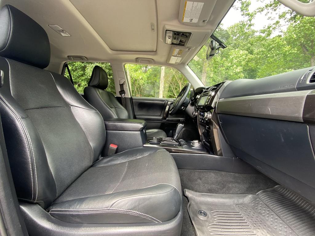 Thumbnail: 2019 Toyota 4Runner - 33