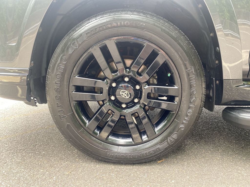 Thumbnail: 2019 Toyota 4Runner - 27