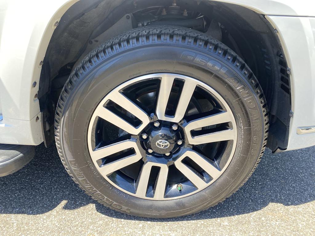 Thumbnail: 2022 Toyota 4Runner - 21