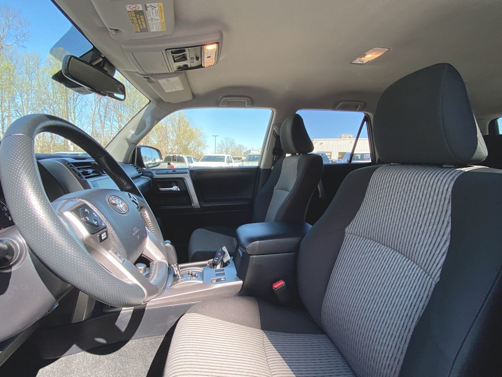 2022 Toyota 4Runner SR5 7