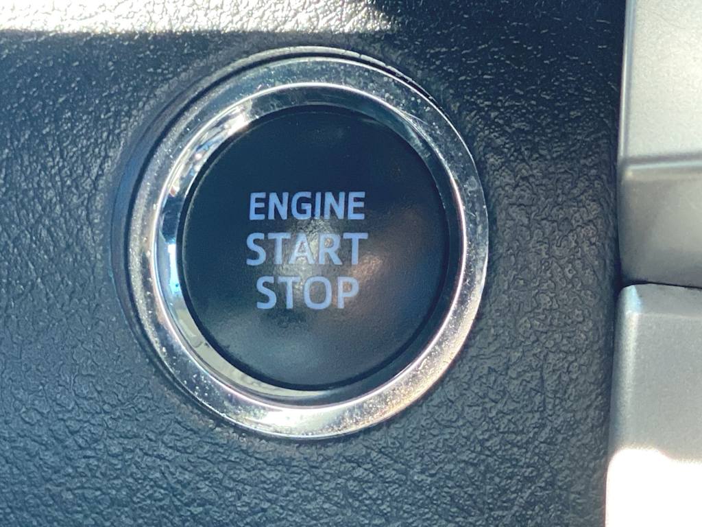 2022 Toyota 4Runner SR5 31