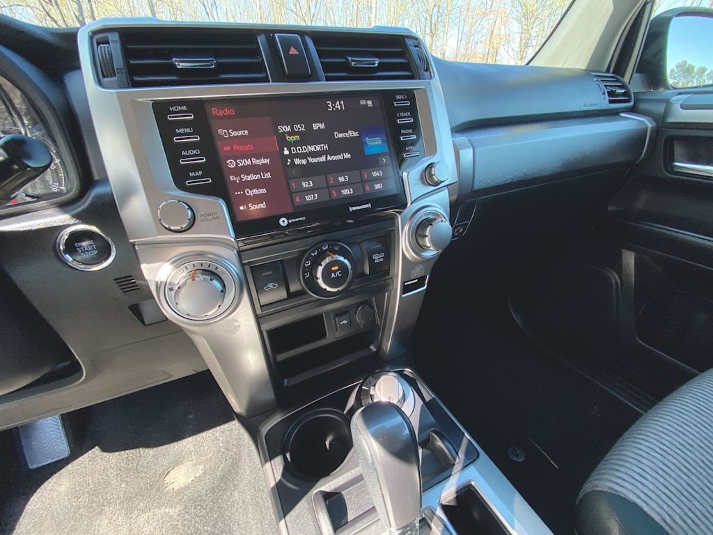 2022 Toyota 4Runner SR5 6