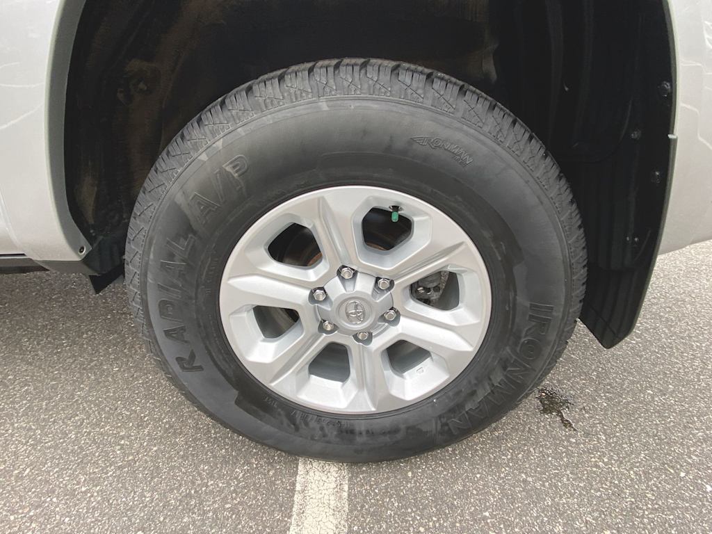 2024 Toyota 4Runner SR5 22