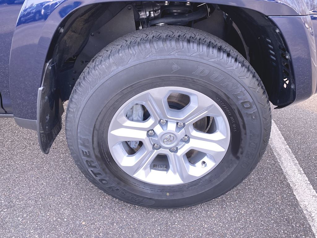 2024 Toyota 4Runner SR5 16