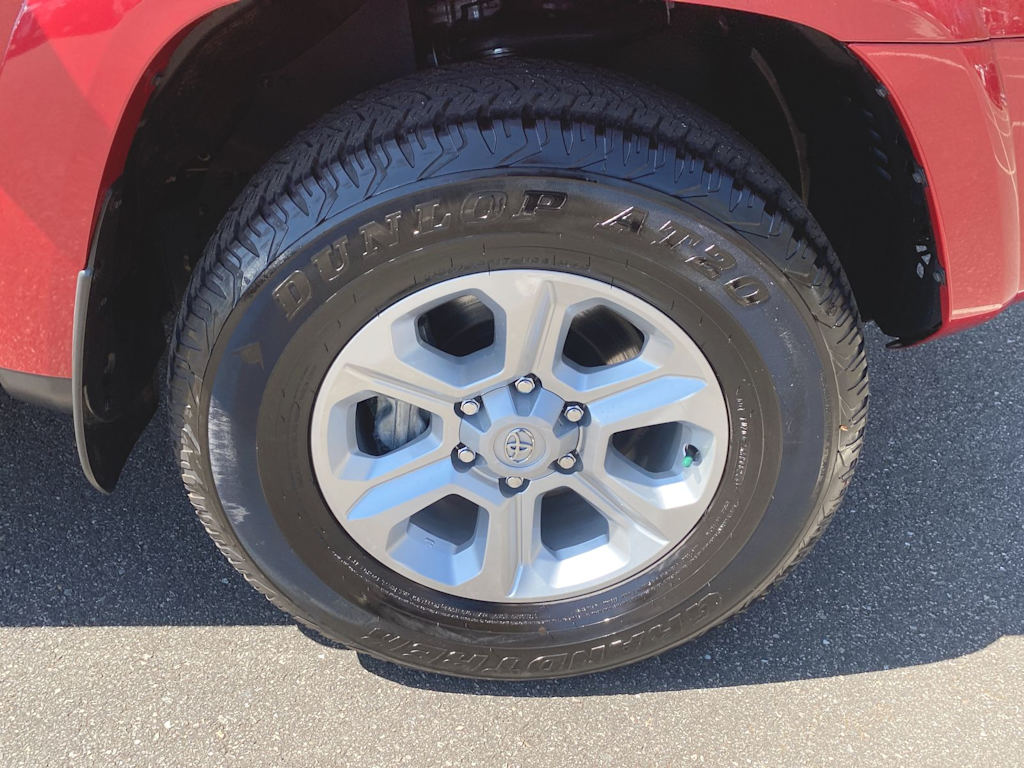 2024 Toyota 4Runner SR5 24