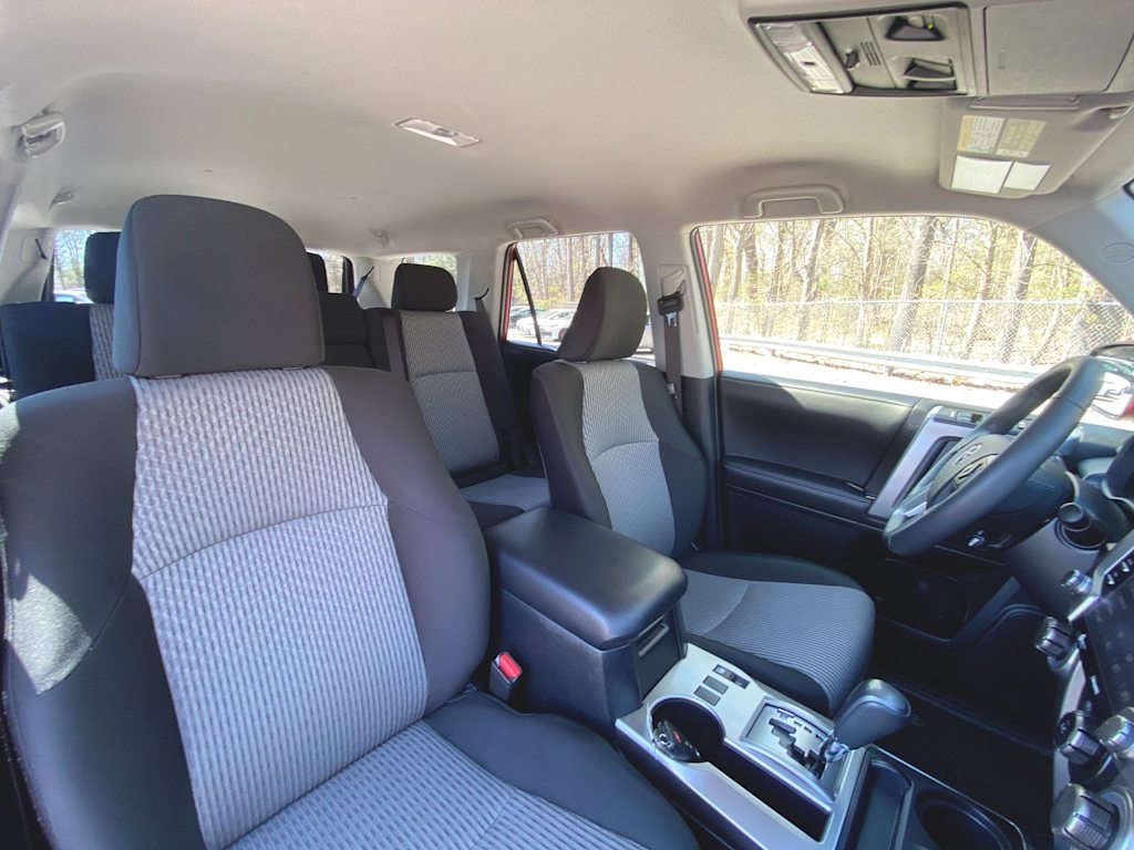 2024 Toyota 4Runner SR5 27