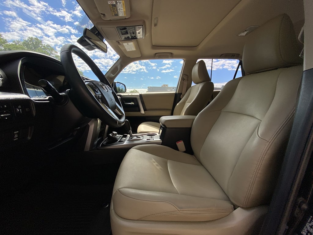 Thumbnail: 2021 Toyota 4Runner - 8