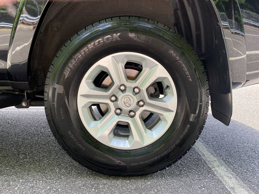 Thumbnail: 2021 Toyota 4Runner - 25