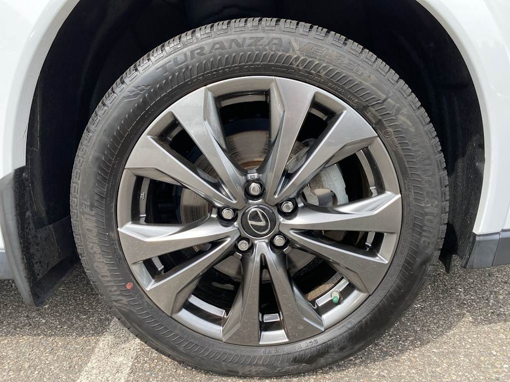 Thumbnail: 2023 Lexus UX - 27