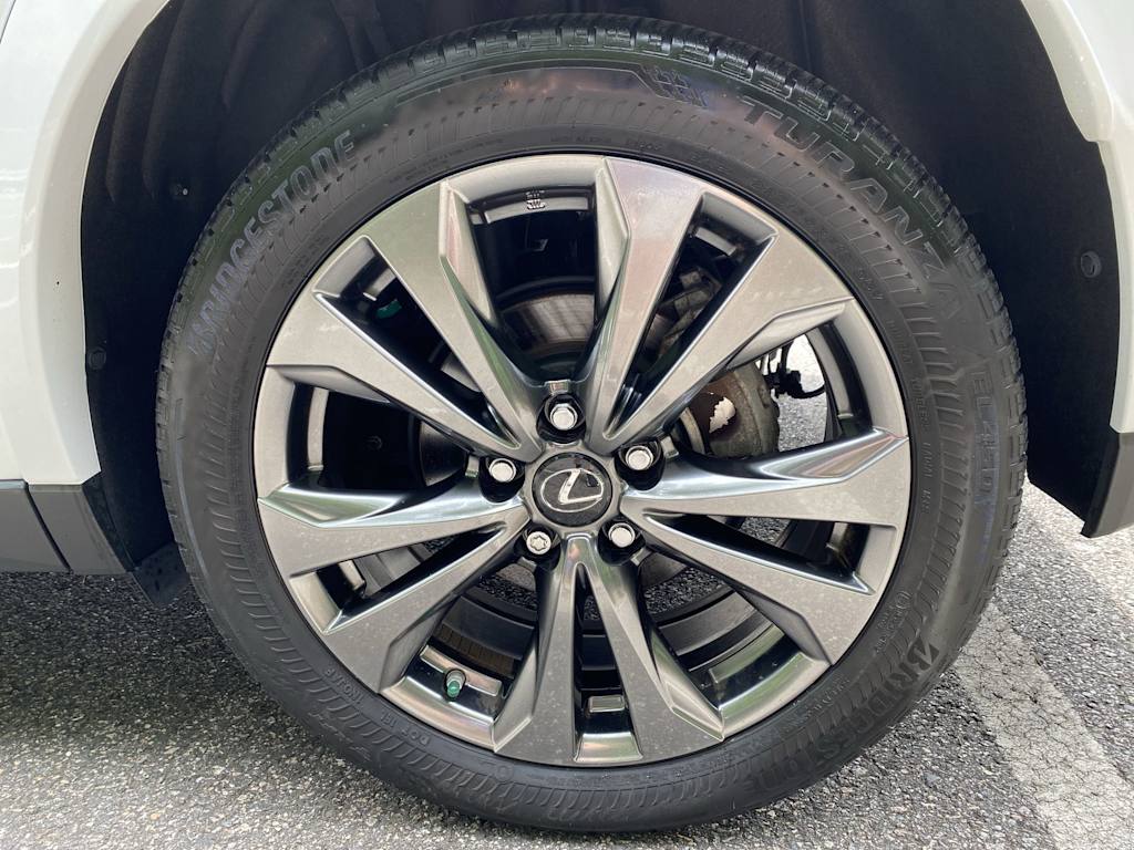 Thumbnail: 2023 Lexus UX - 25