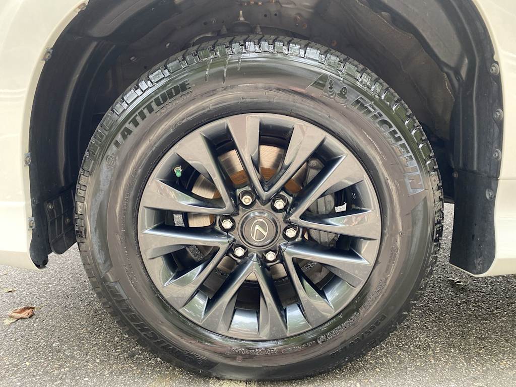 Thumbnail: 2023 Lexus GX - 7