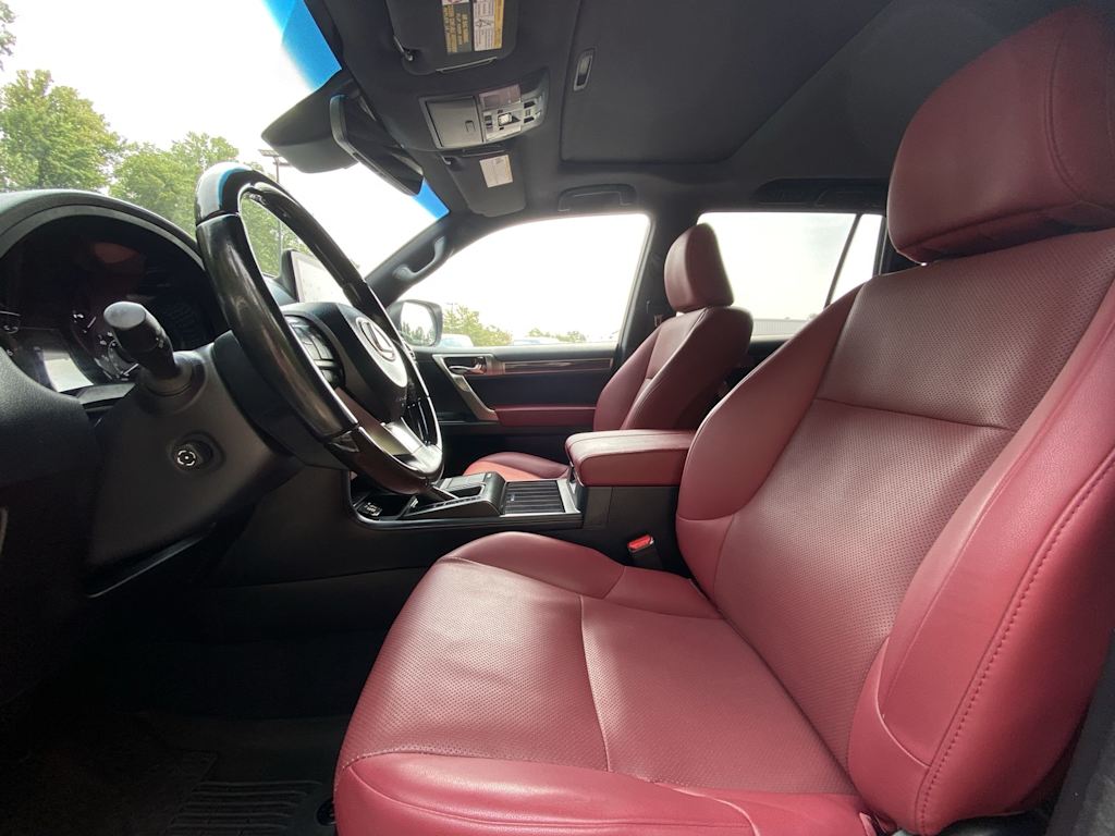 Thumbnail: 2023 Lexus GX - 10