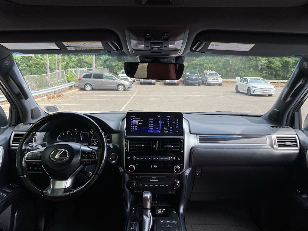 Thumbnail: 2023 Lexus GX - 2