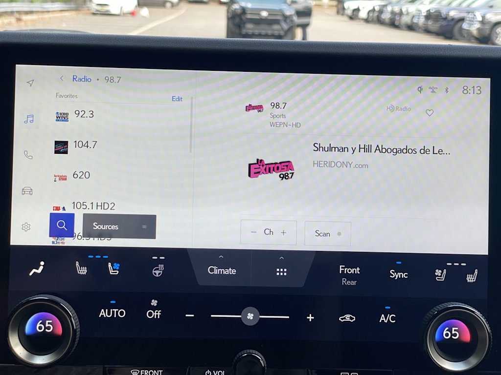 Thumbnail: 2024 Lexus ES - 14