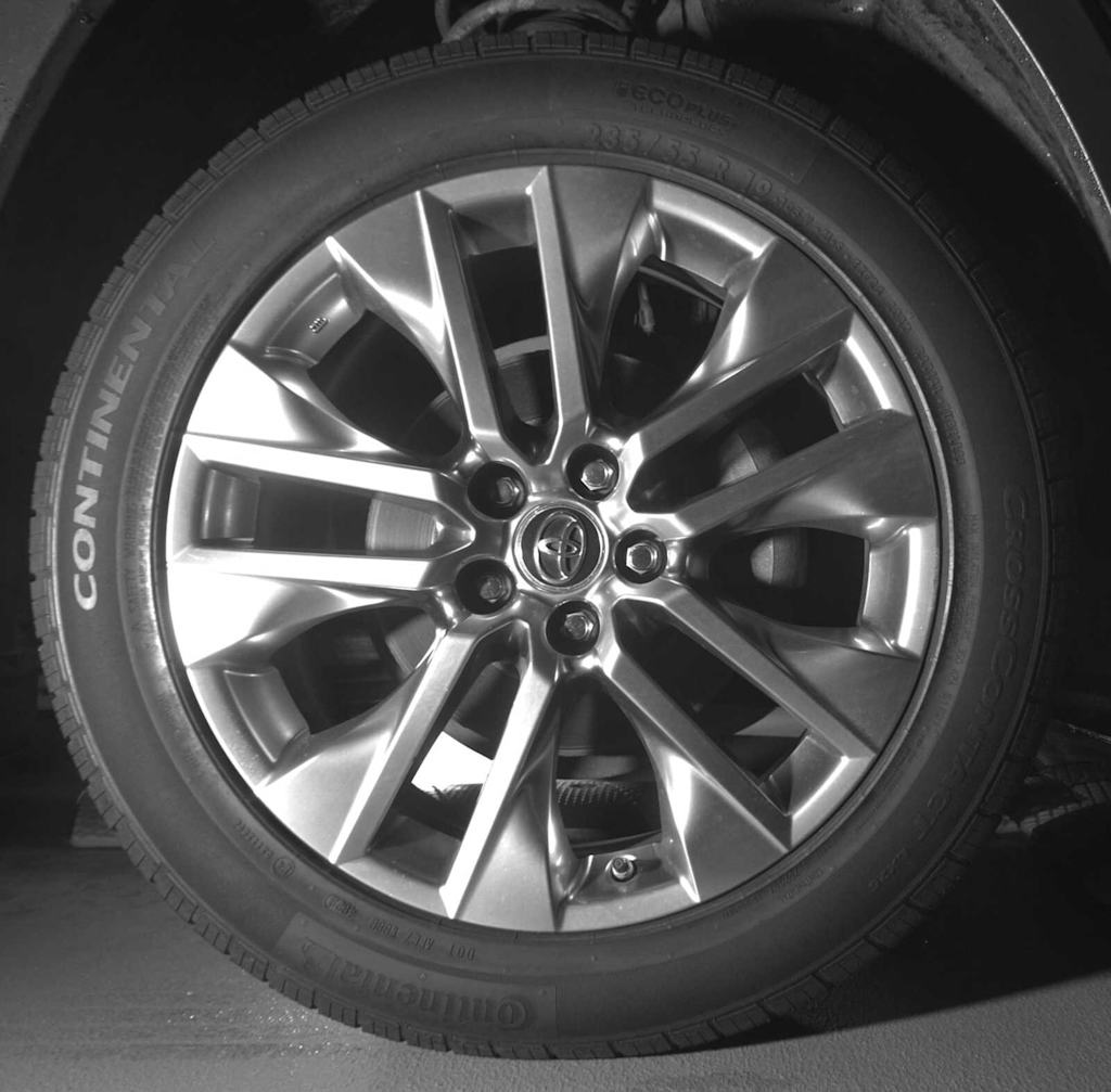 Thumbnail: 2019 Toyota RAV4 - 14