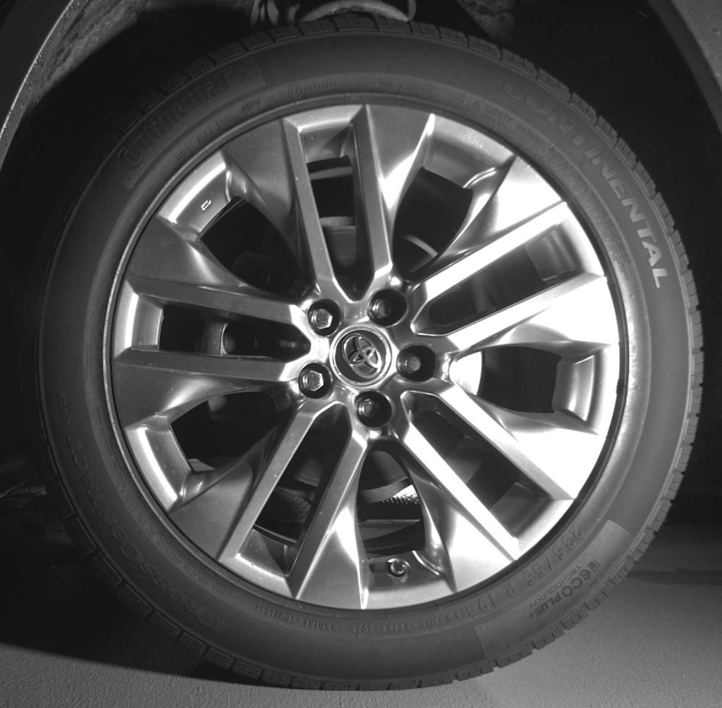 Thumbnail: 2019 Toyota RAV4 - 6