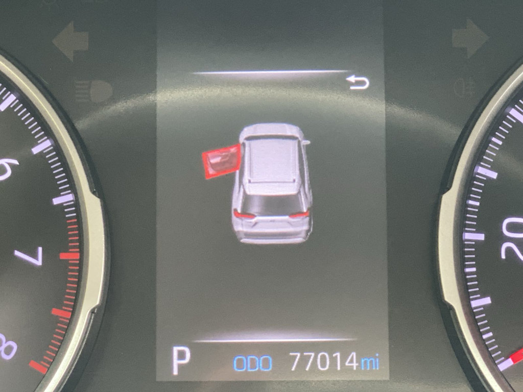 Thumbnail: 2019 Toyota RAV4 - 16