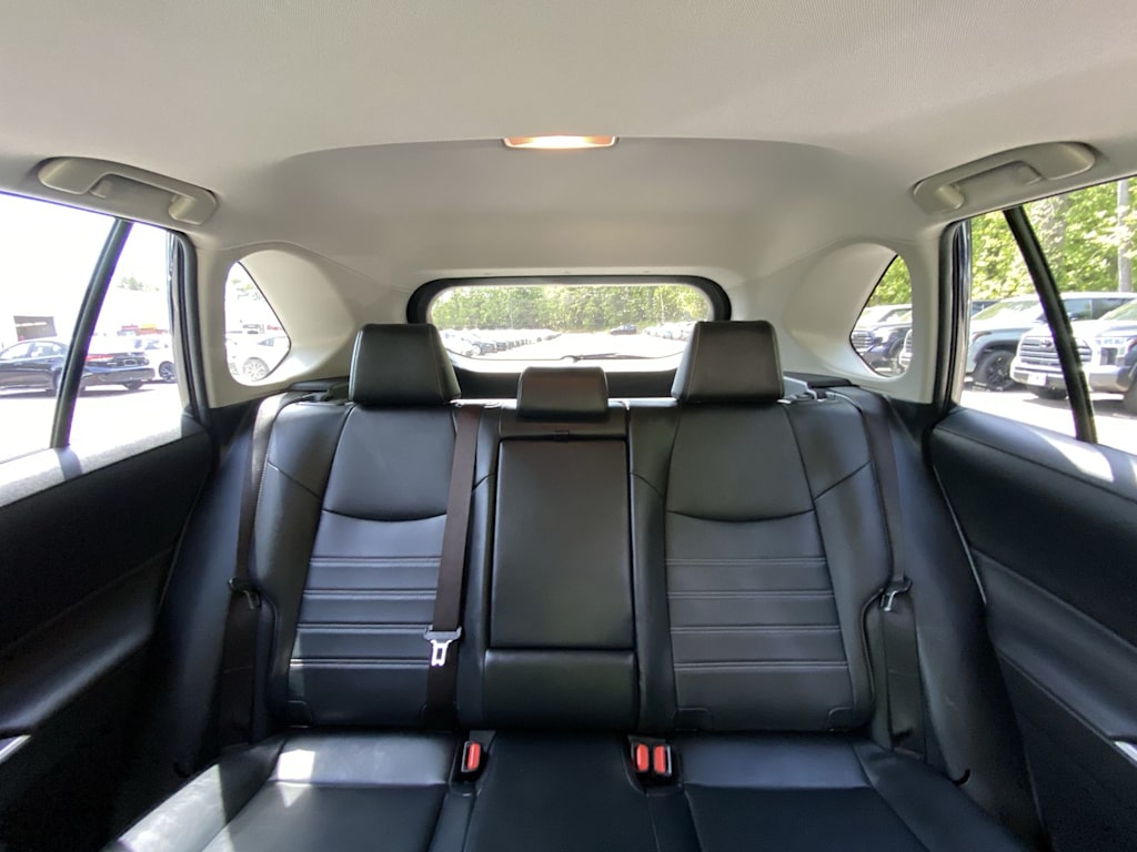 Thumbnail: 2021 Toyota RAV4 - 27