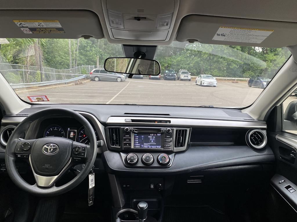Thumbnail: 2017 Toyota RAV4 - 2