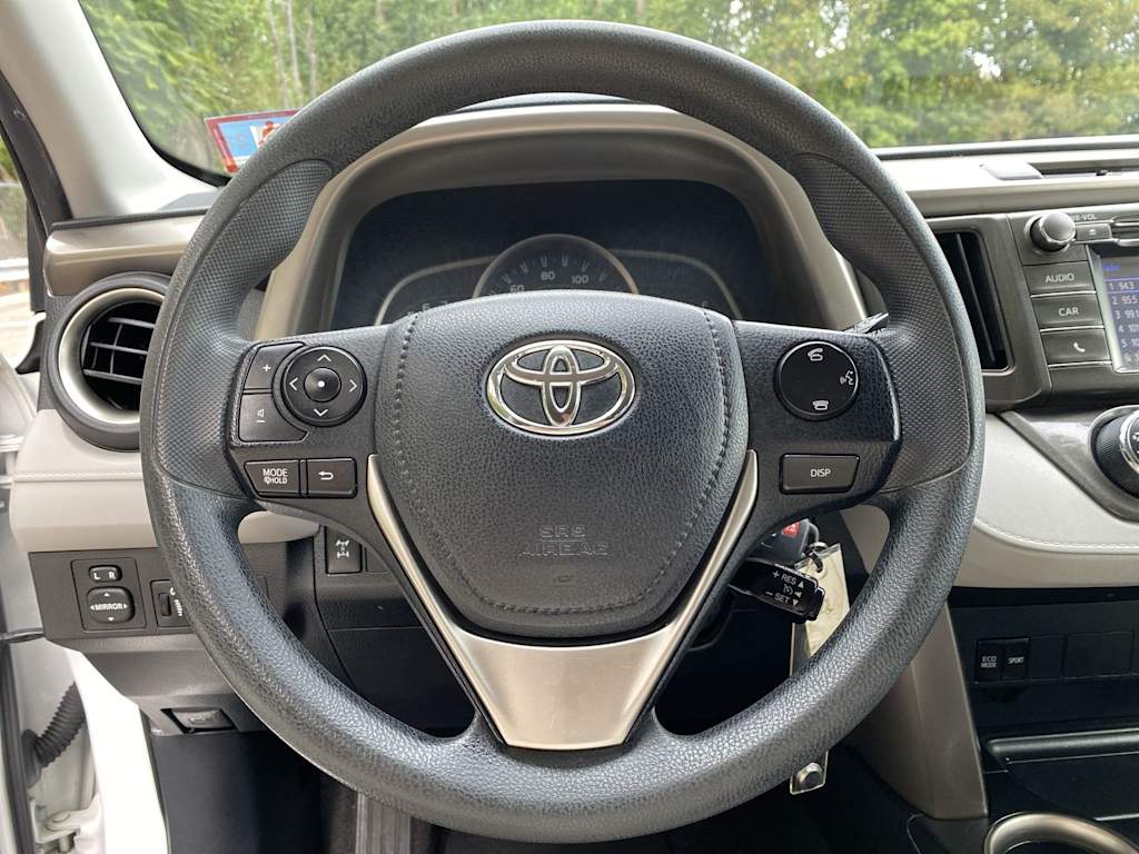 Thumbnail: 2014 Toyota RAV4 - 13
