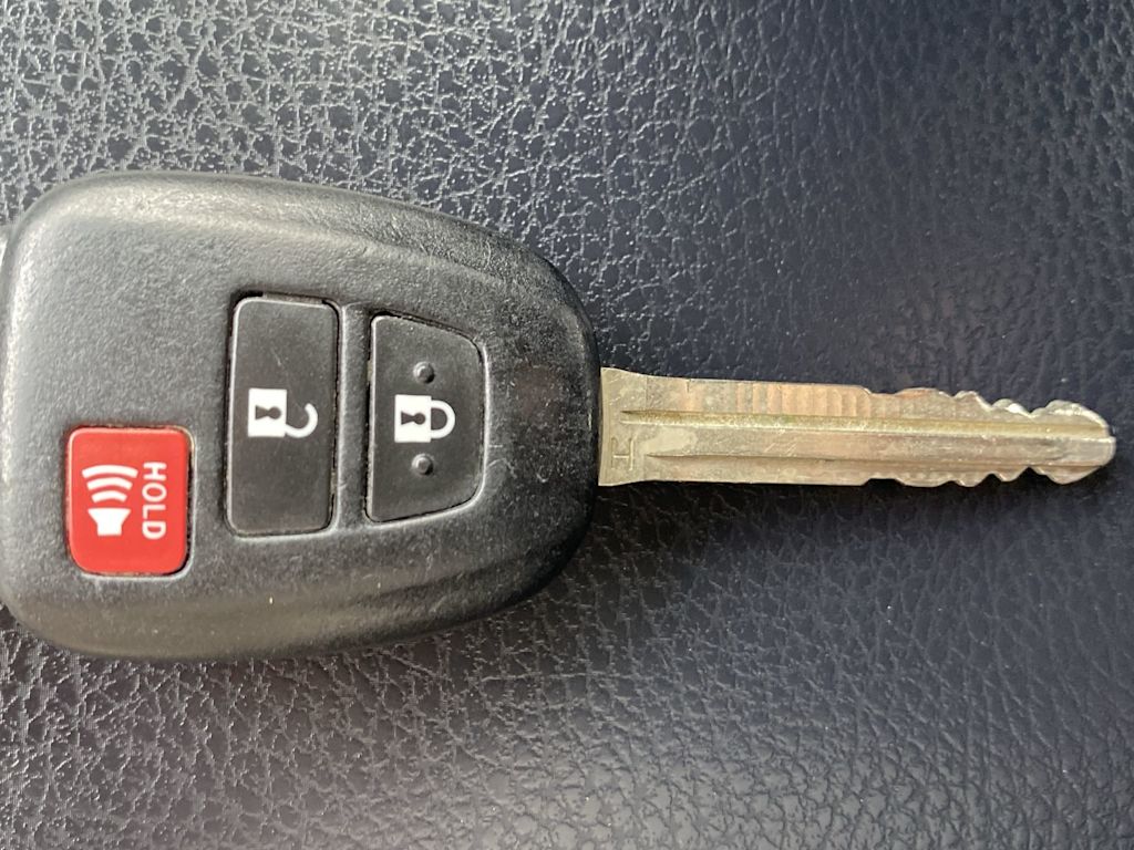 Thumbnail: 2014 Toyota RAV4 - 46