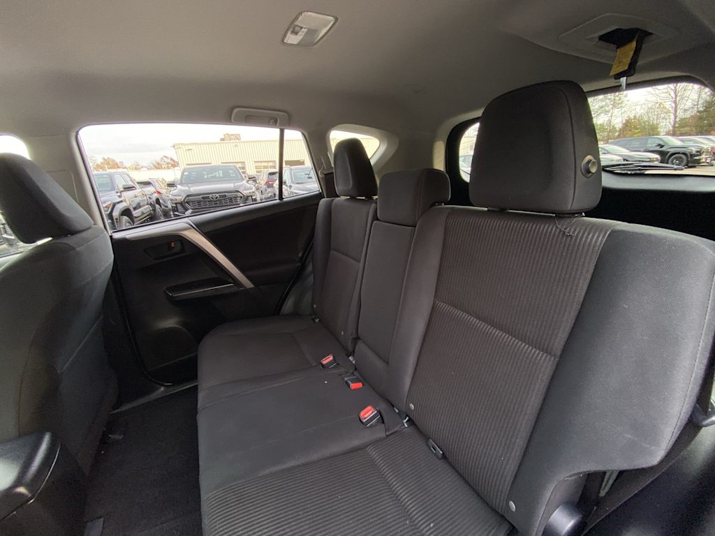 Thumbnail: 2017 Toyota RAV4 - 12