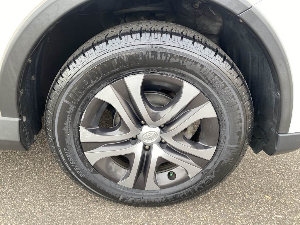 Thumbnail: 2017 Toyota RAV4 - 26