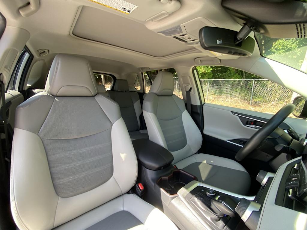 Thumbnail: 2024 Toyota RAV4 - 34