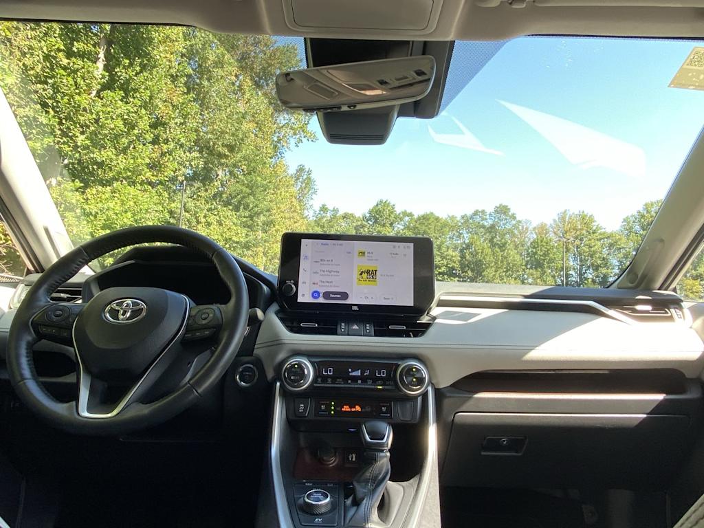 Thumbnail: 2024 Toyota RAV4 - 2
