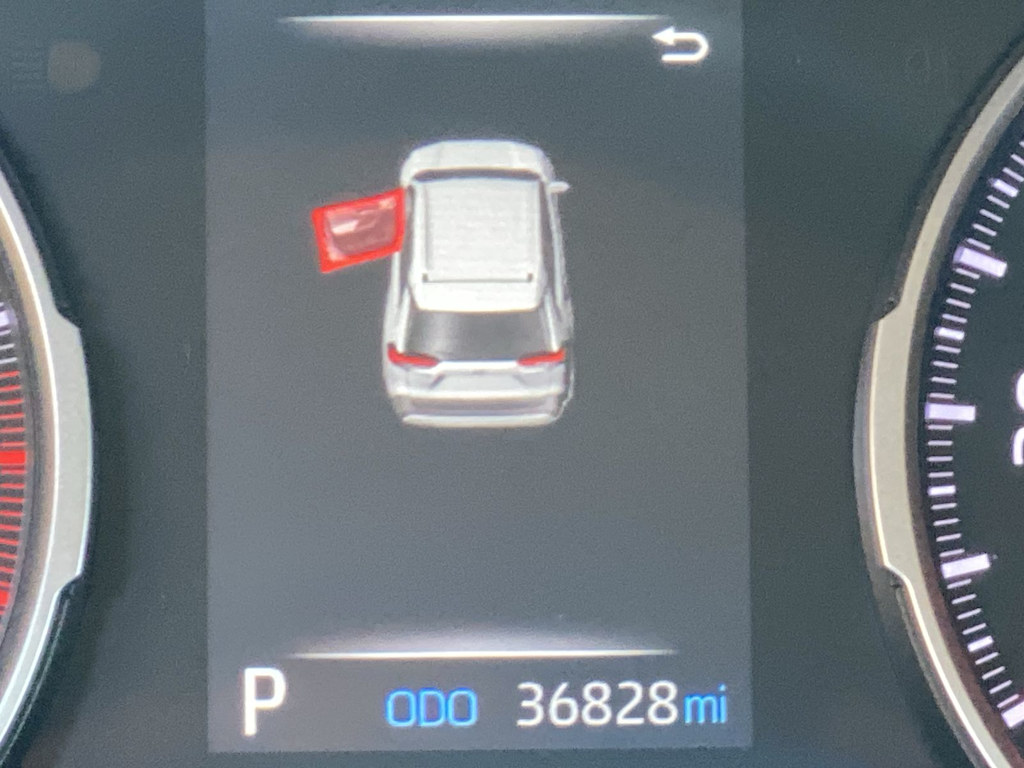 Thumbnail: 2022 Toyota RAV4 - 15