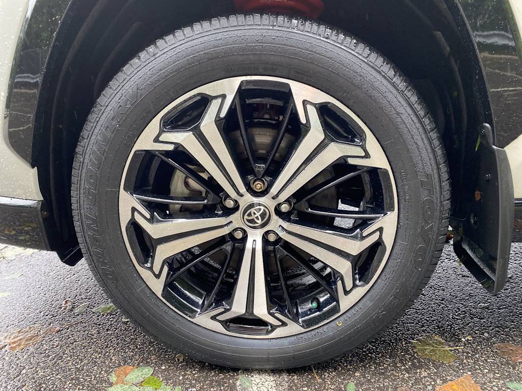 Thumbnail: 2021 Toyota RAV4 - 7