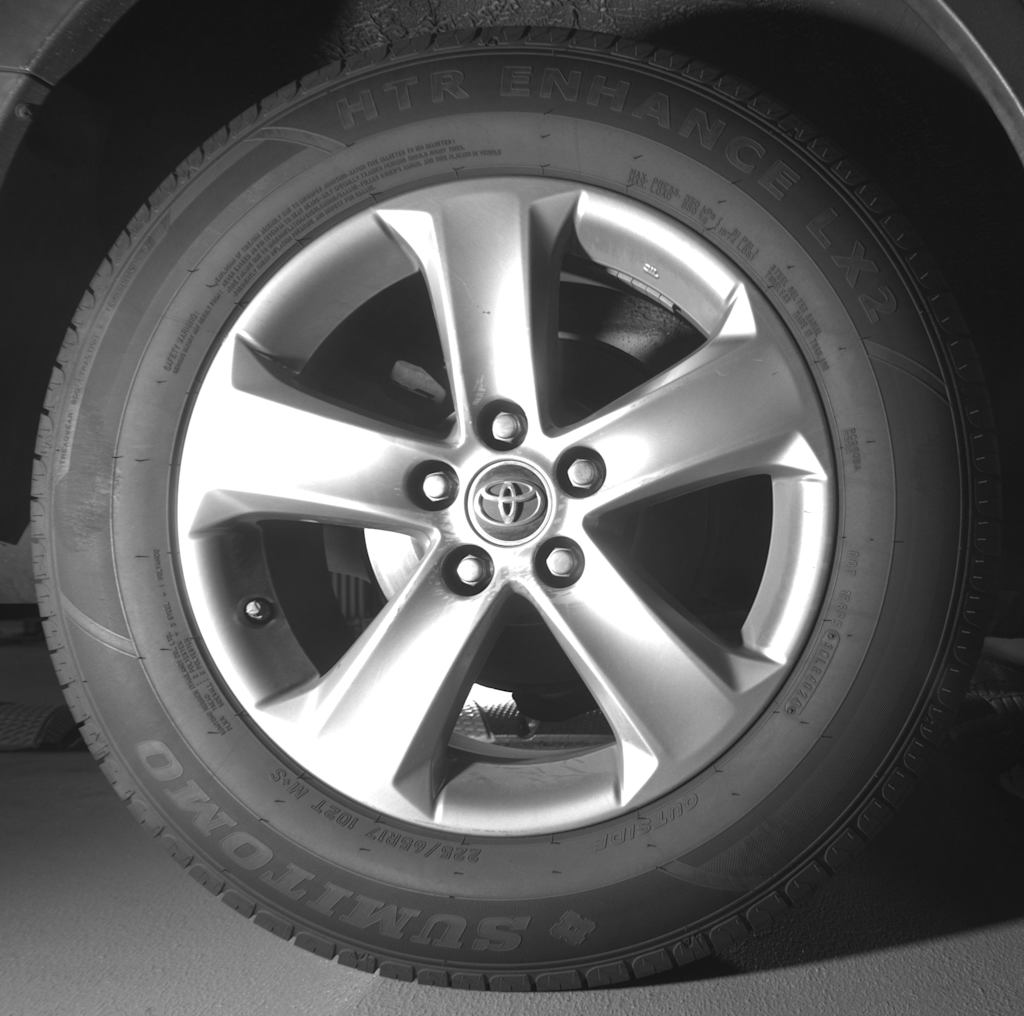 Thumbnail: 2015 Toyota RAV4 - 14