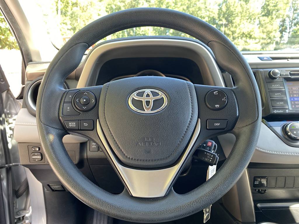 Thumbnail: 2015 Toyota RAV4 - 13