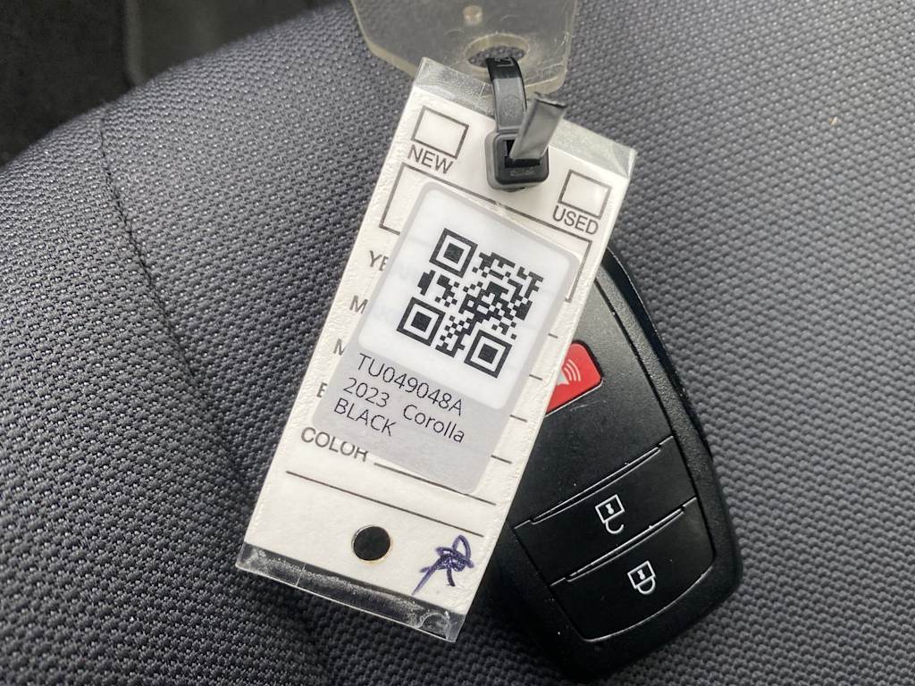 Thumbnail: 2023 Toyota Corolla - 12