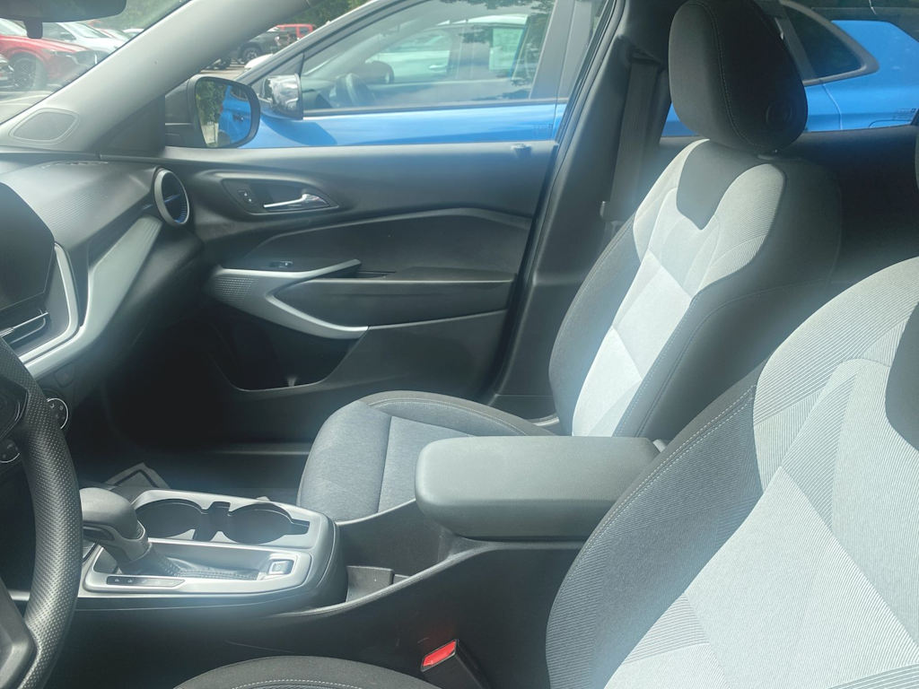 Thumbnail: 2024 Chevrolet Trax - 5