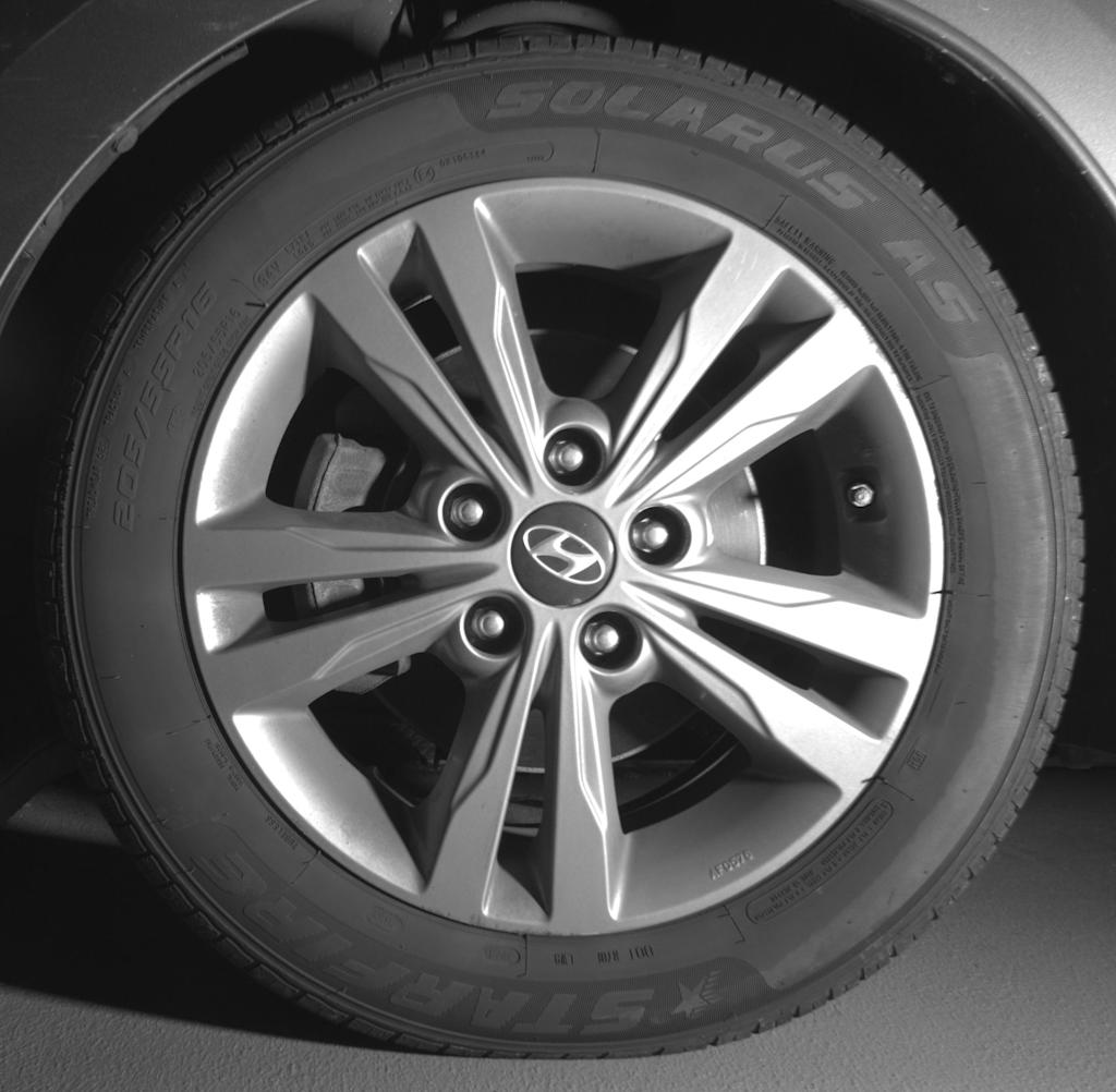 Thumbnail: 2017 Hyundai Elantra - 11