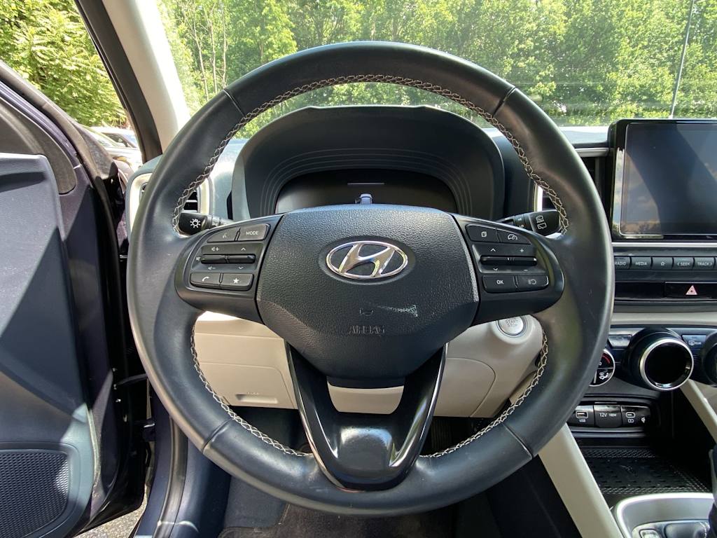 Thumbnail: 2024 Hyundai Venue - 12