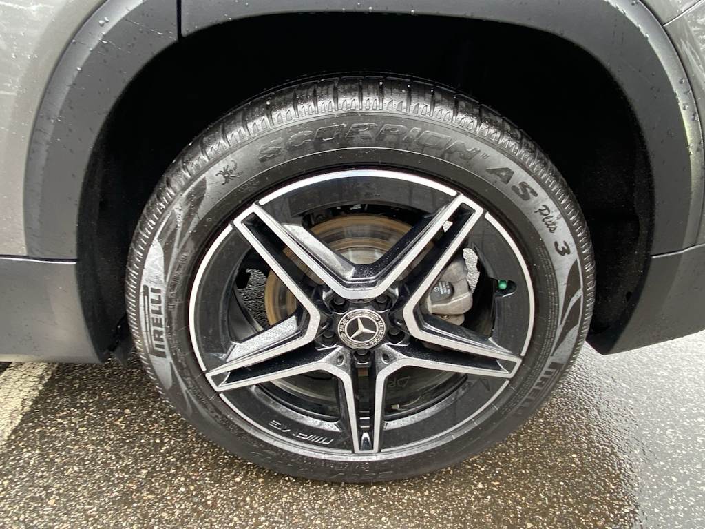 Thumbnail: 2021 Mercedes-Benz GLB - 26