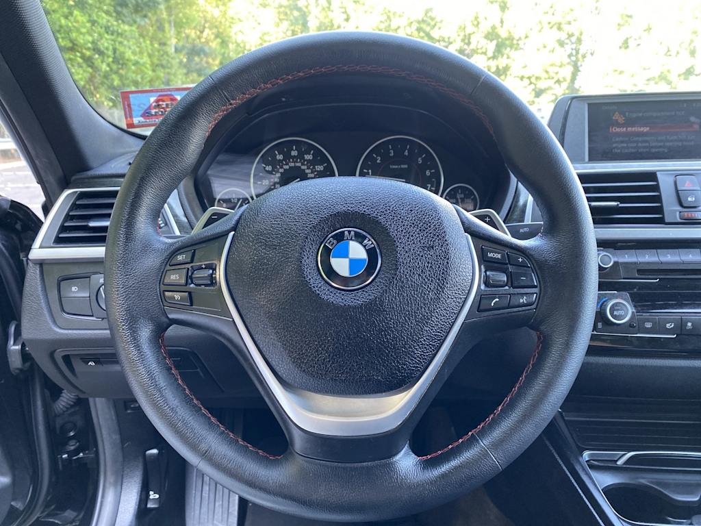 Thumbnail: 2018 BMW 3 Series - 13