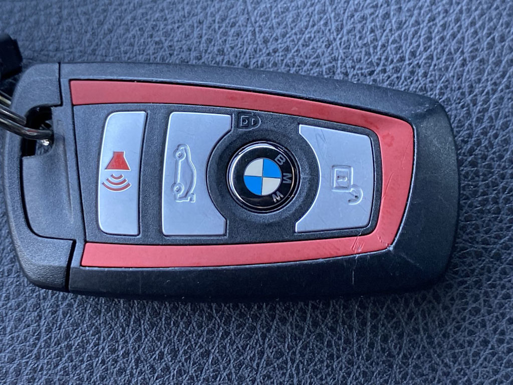 Thumbnail: 2018 BMW 3 Series - 18