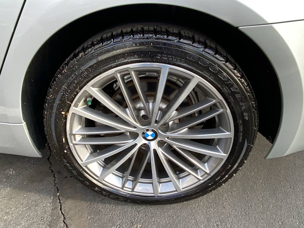 Thumbnail: 2020 BMW 5 Series - 27