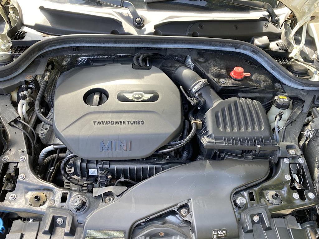 Thumbnail: 2016 MINI Cooper - 8