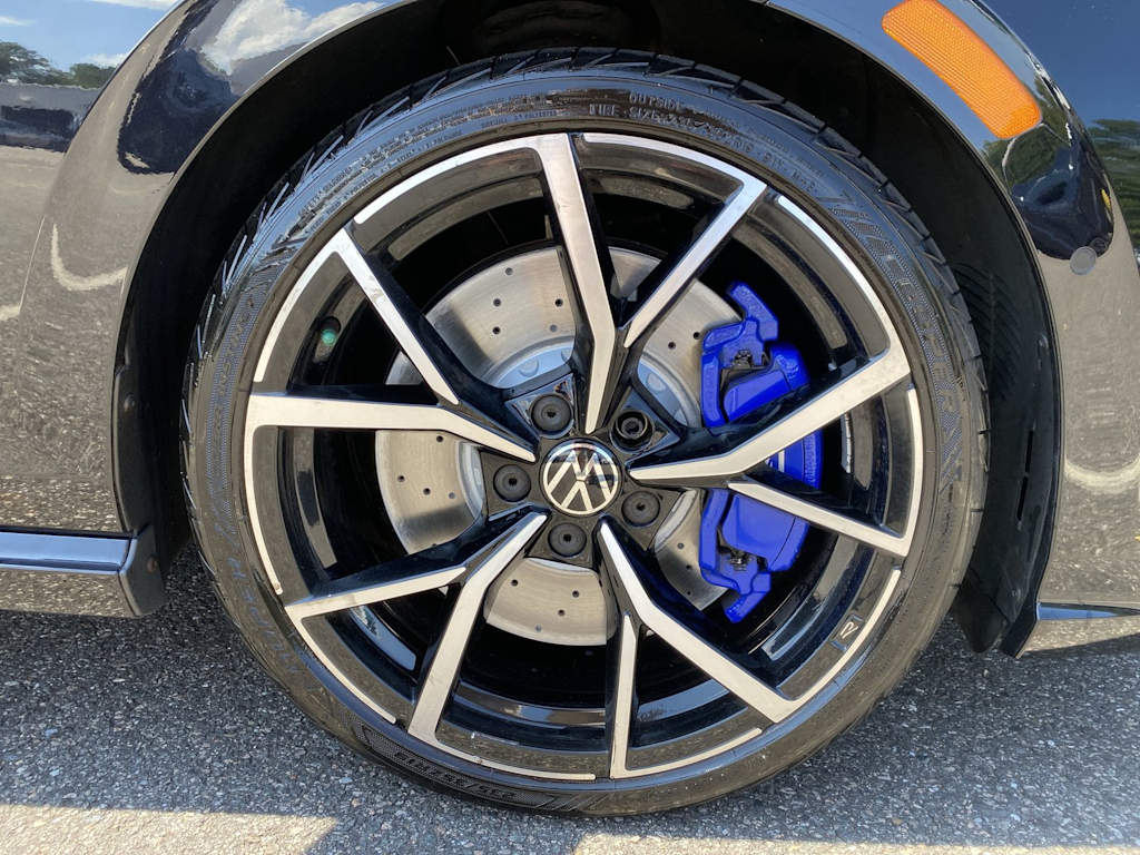 Thumbnail: 2022 Volkswagen Golf - 28