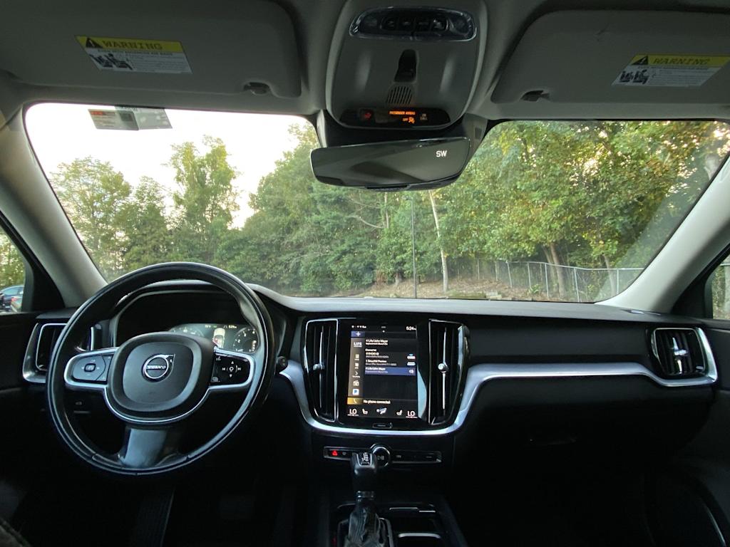 Thumbnail: 2020 Volvo V60 - 2