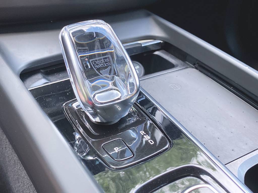 Thumbnail: 2022 Volvo XC60 - 14
