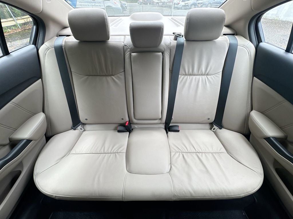 Thumbnail: 2014 Honda Civic - 25